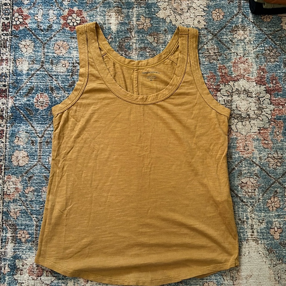 Banana Republic tank